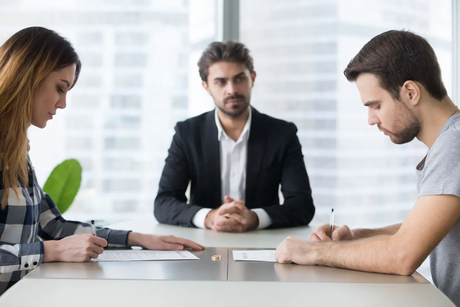 How EH Mediation Guides Couples Toward Fair and Balanced Outcomes Barnstaple